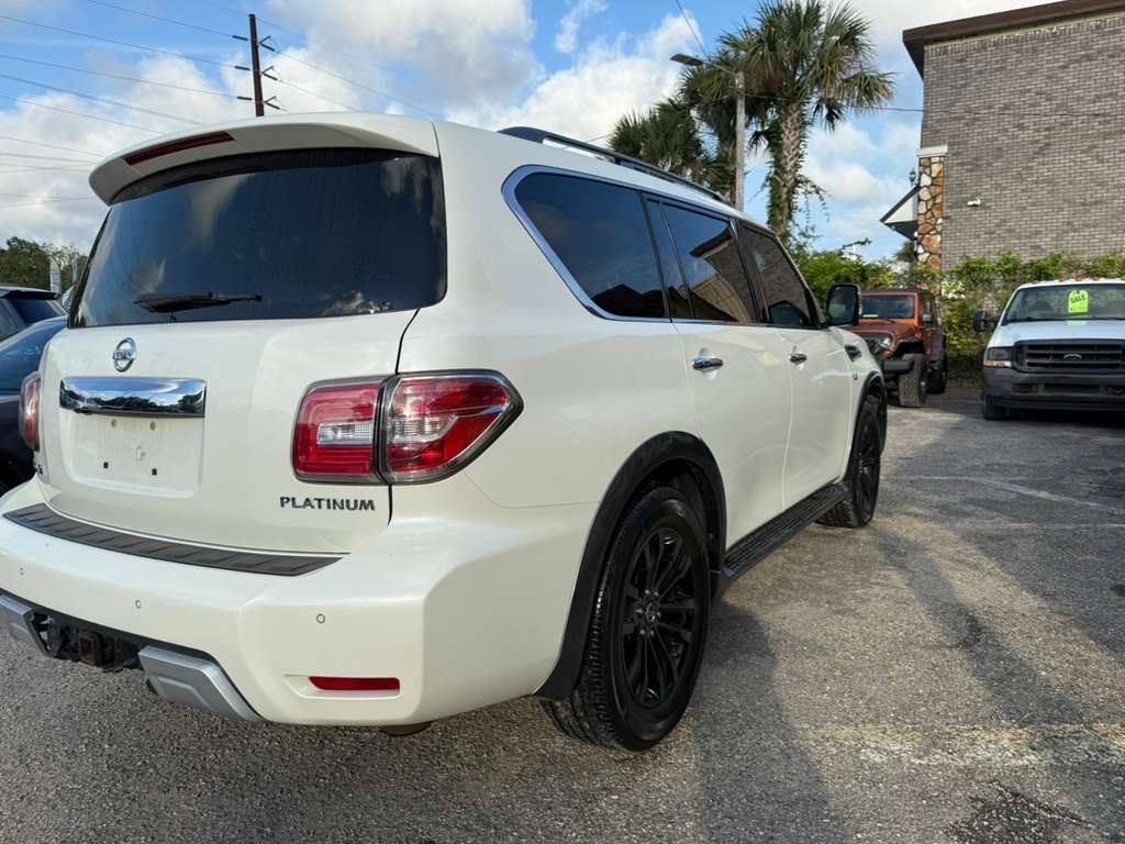 2017 Nissan Armada Image 4