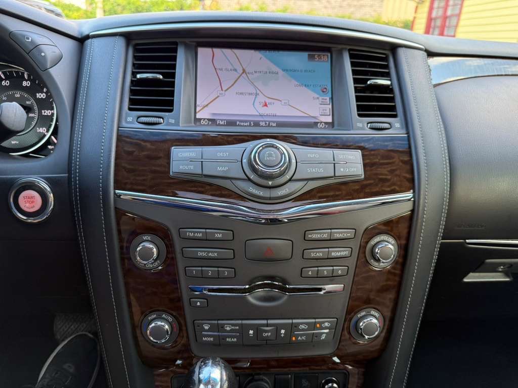 2017 Nissan Armada Image 20