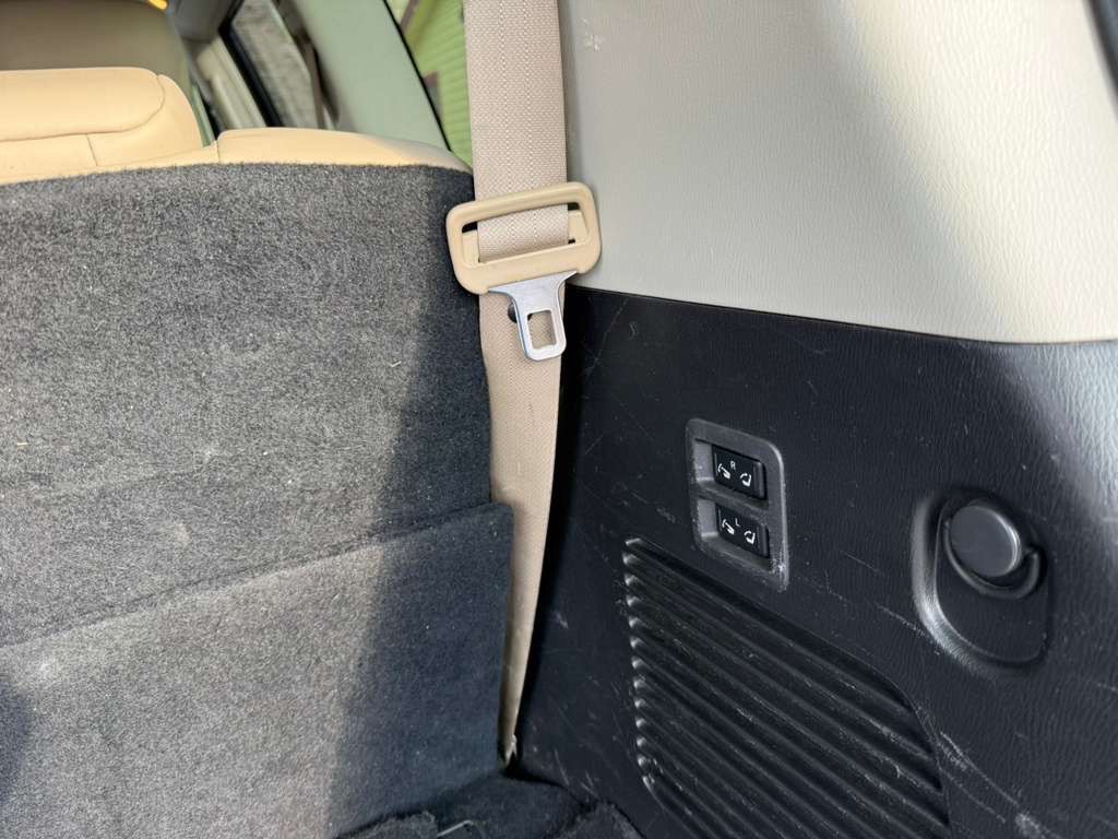 2017 Nissan Armada Image 21