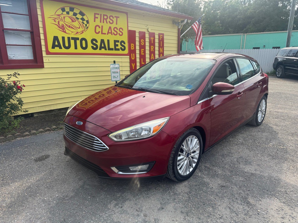 2015 Ford Focus Image 1