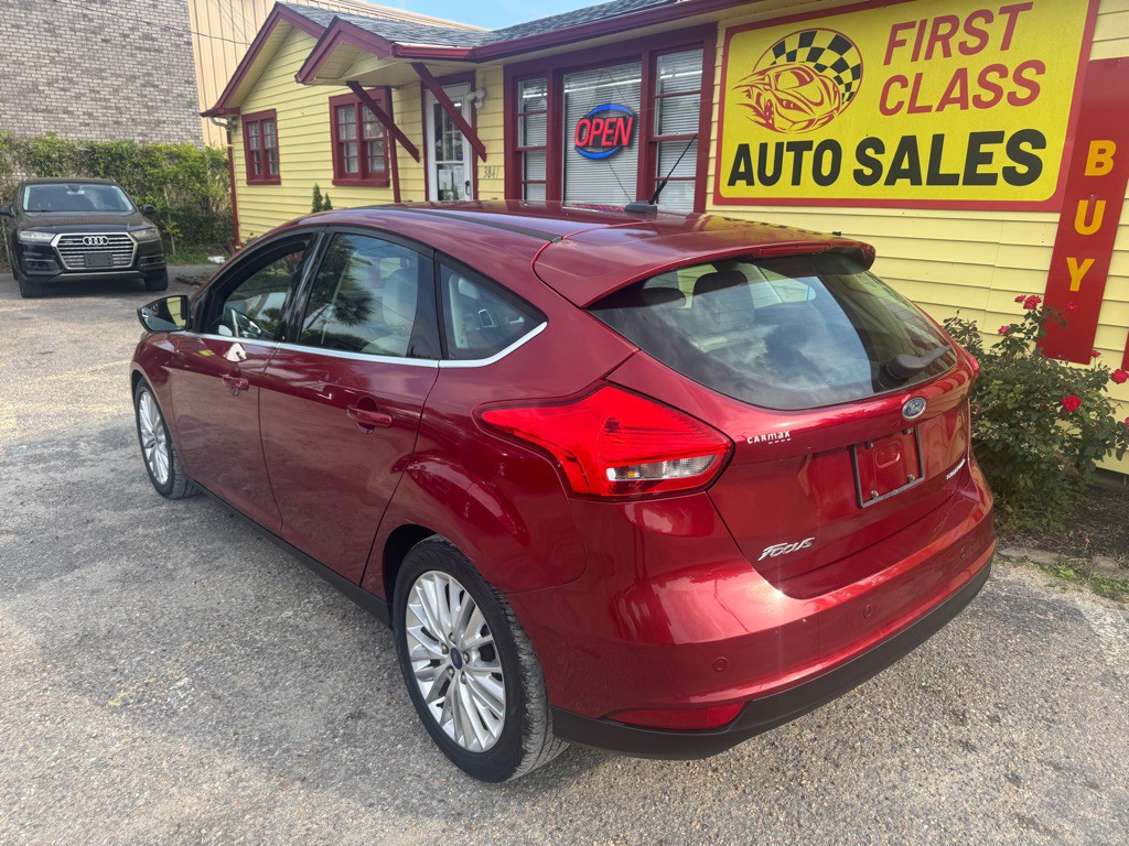 2015 Ford Focus Image 5