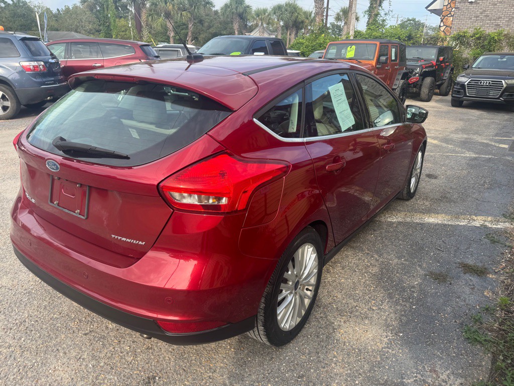 2015 Ford Focus Image 7