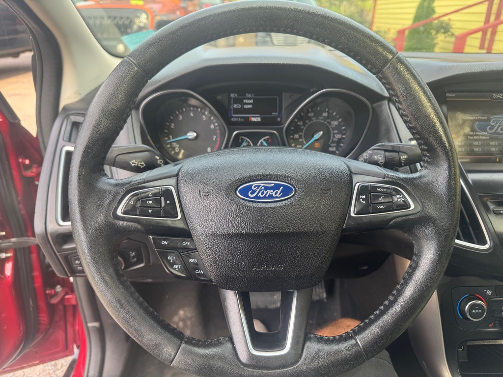 2015 Ford Focus Image 14