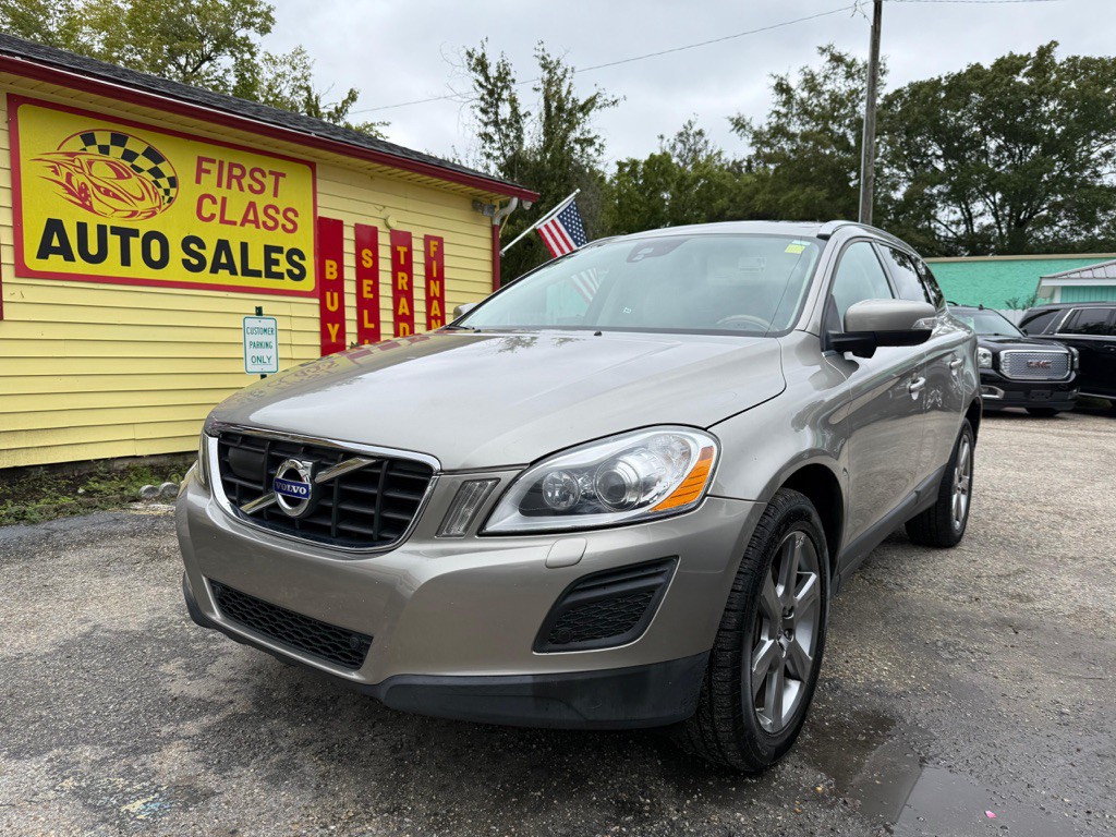 2013 Volvo XC60 Image 1