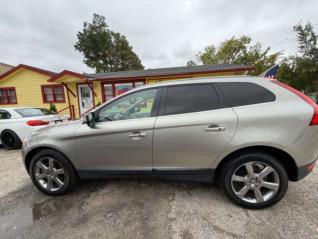 2013 Volvo XC60 Image 8