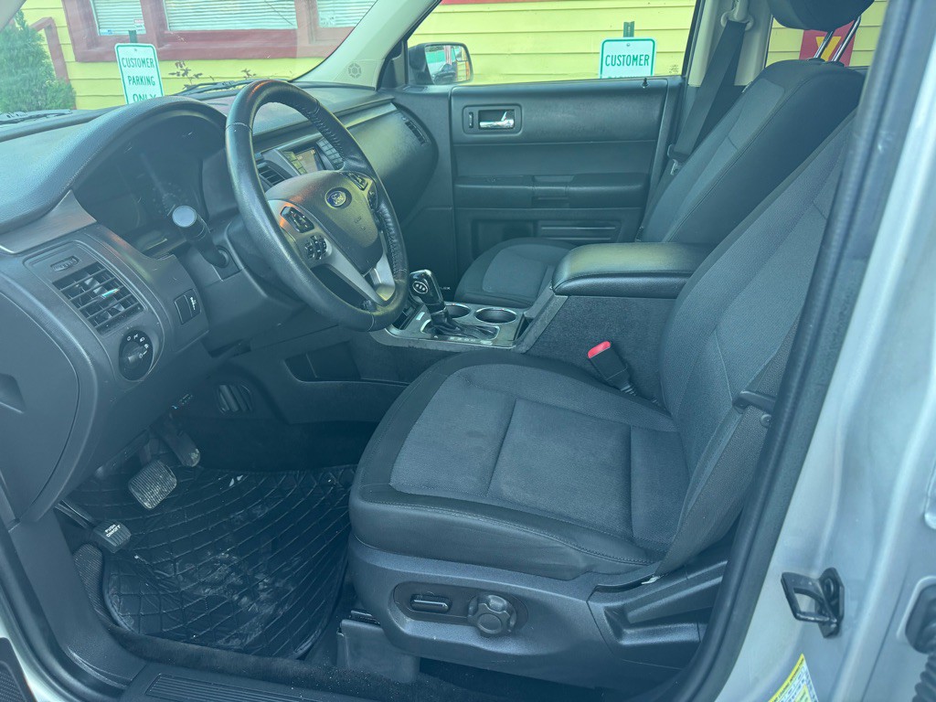 2017 Ford Flex Image 13