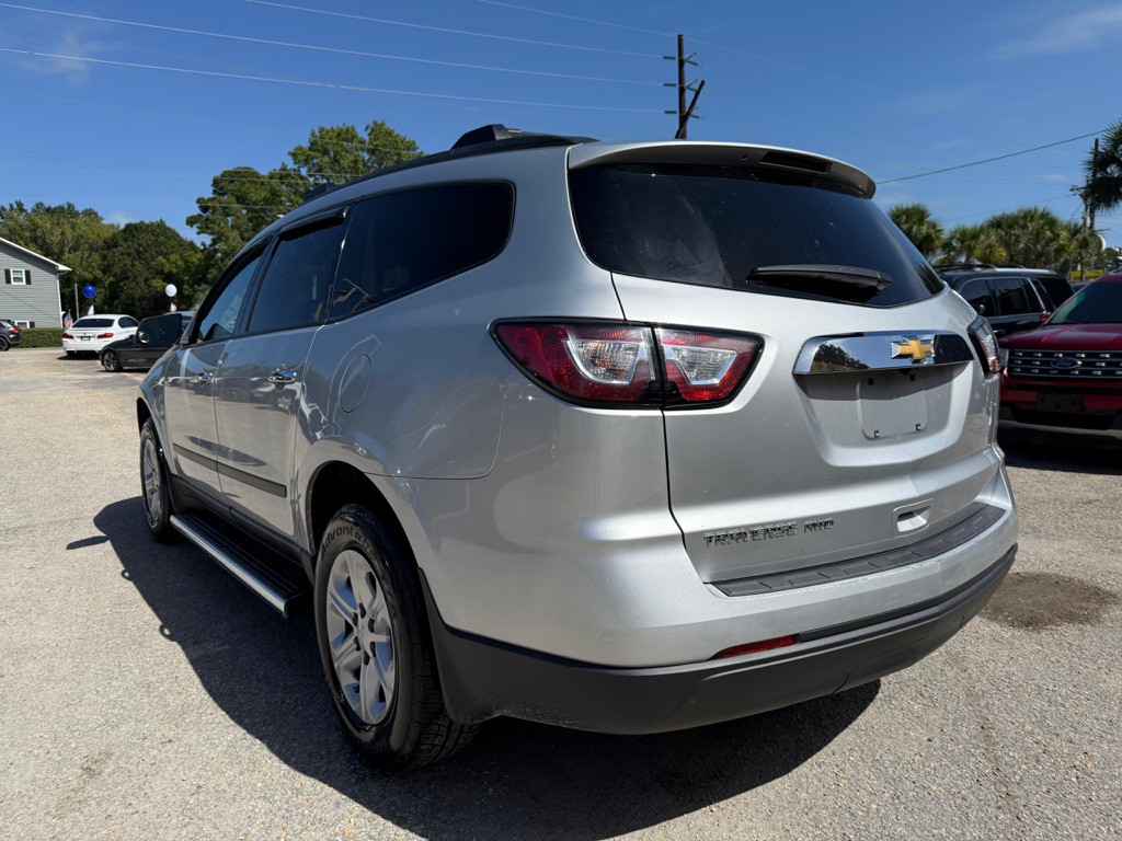 2017 Chevrolet Traverse Image 6