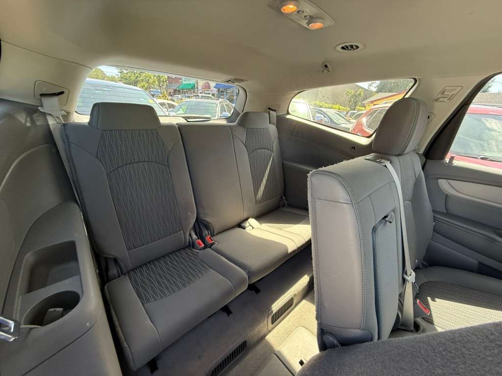 2017 Chevrolet Traverse Image 22