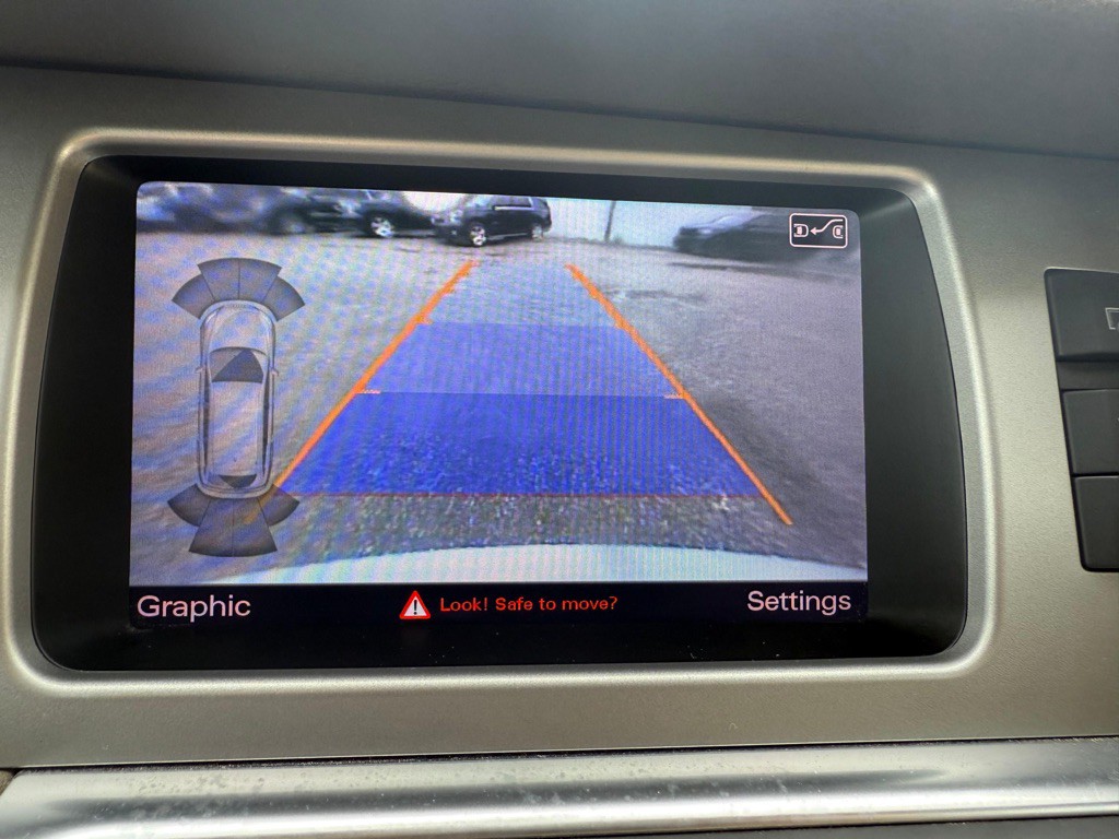 2015 Audi Q7 Image 18