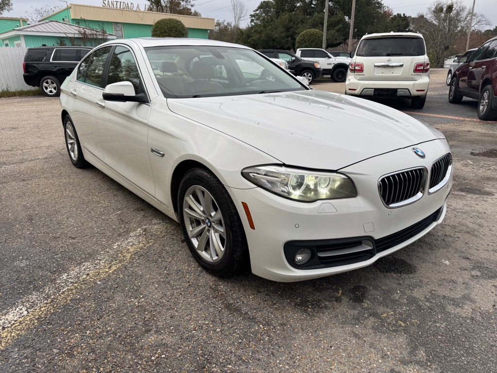 2015 BMW 5 Series Image 3