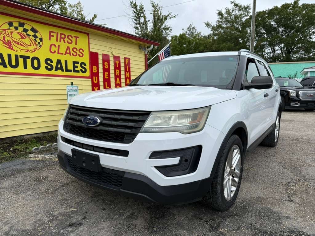 2016 Ford Explorer Image 1