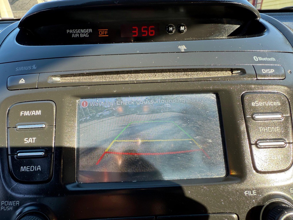 2015 Nissan Titan Image 23