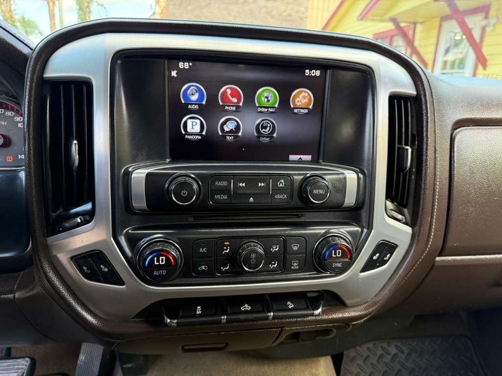 2015 GMC Sierra Image 18