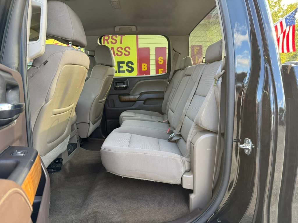 2015 GMC Sierra Image 21