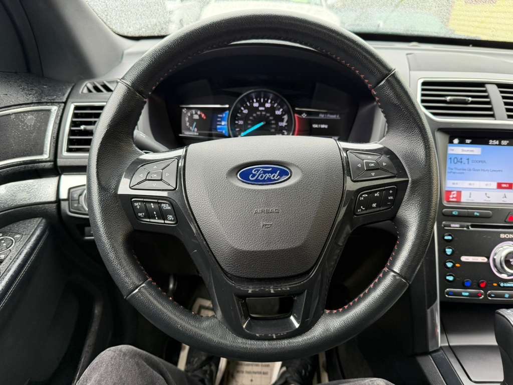 2017 Ford Explorer Image 10