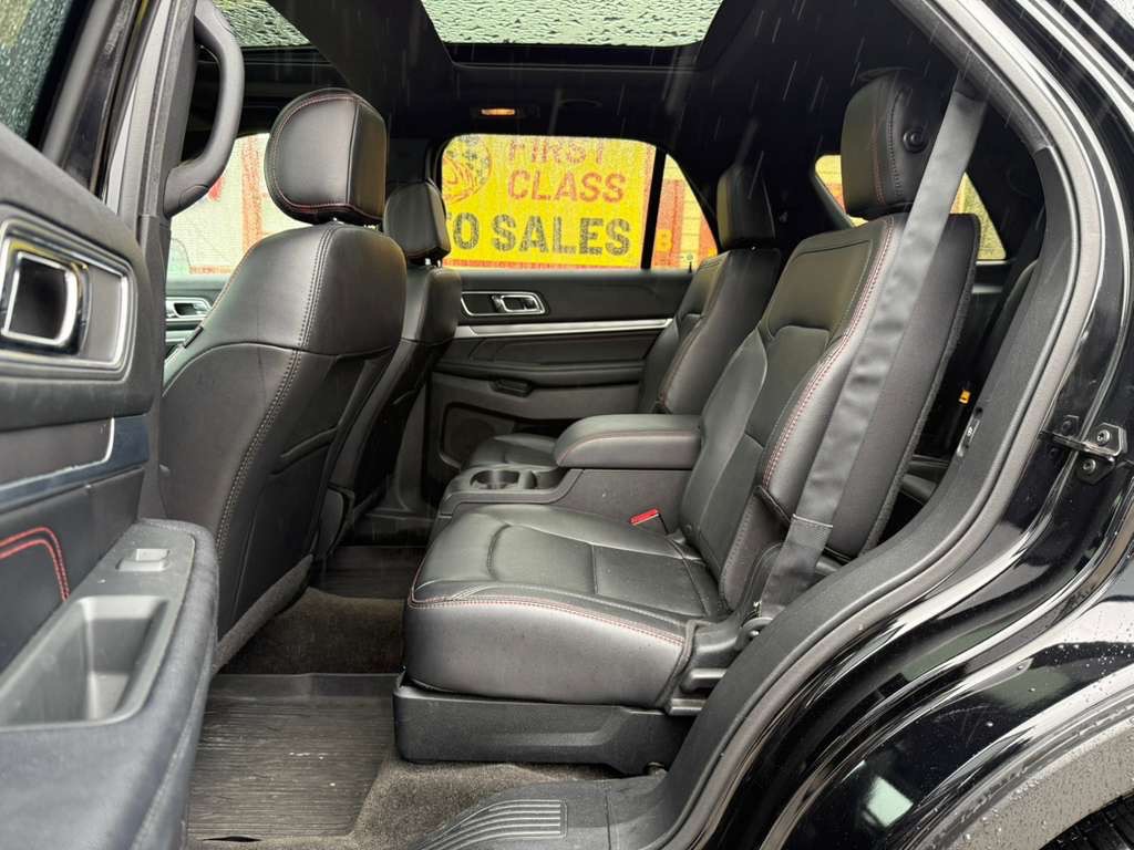 2017 Ford Explorer Image 21
