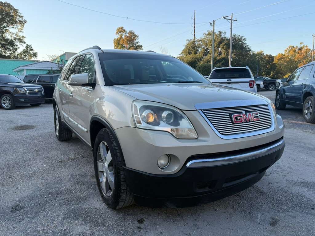2012 GMC Acadia Image 2