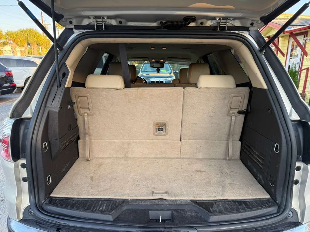 2012 GMC Acadia Image 9