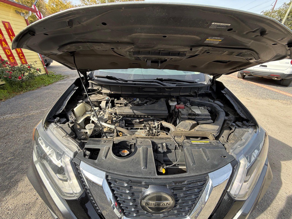 2019 Nissan Rogue Image 9