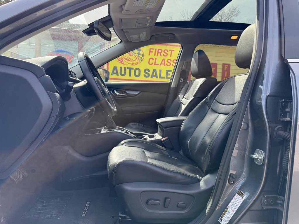 2019 Nissan Rogue Image 19