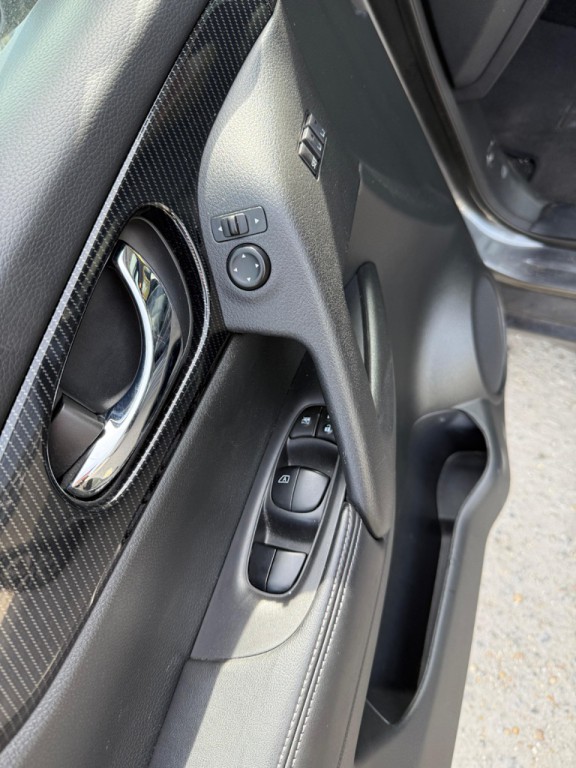 2019 Nissan Rogue Image 21