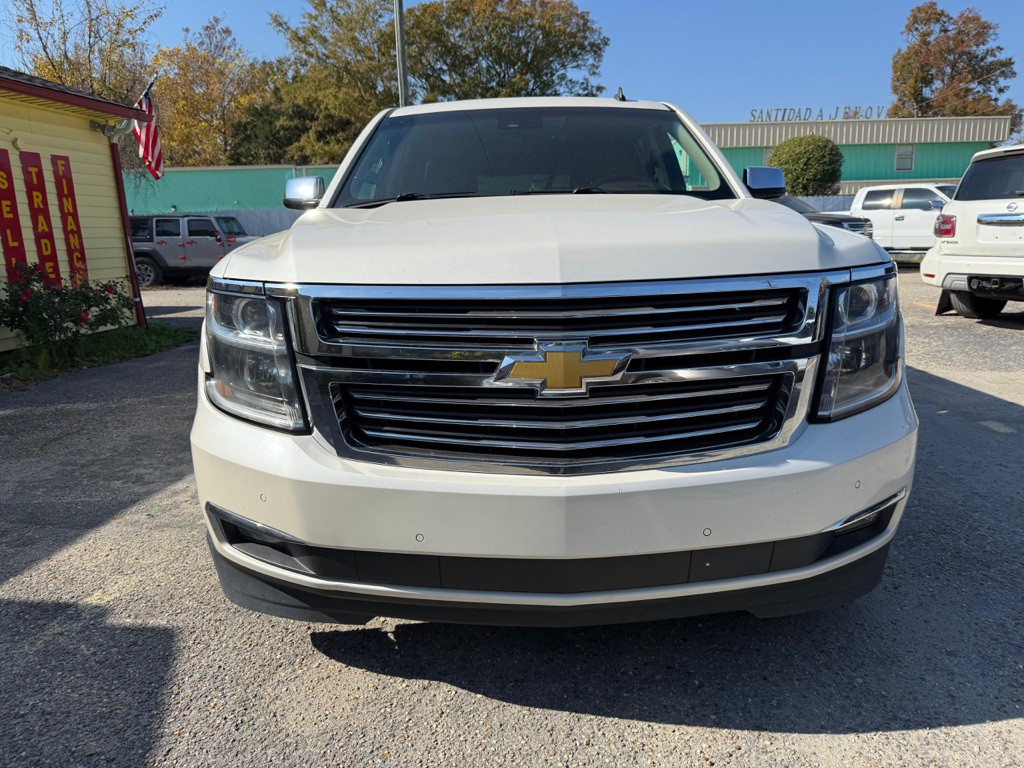 2015 Chevrolet Suburban Image 5