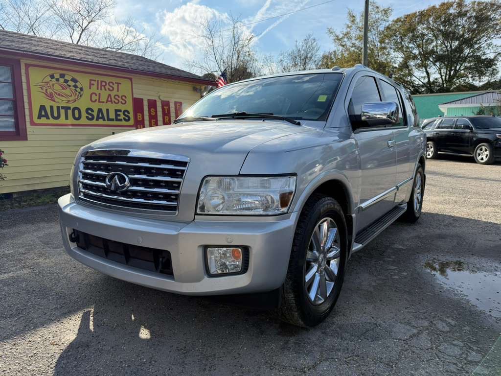 2010 INFINITI QX56 Image 1
