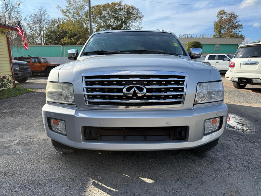 2010 INFINITI QX56 Image 12