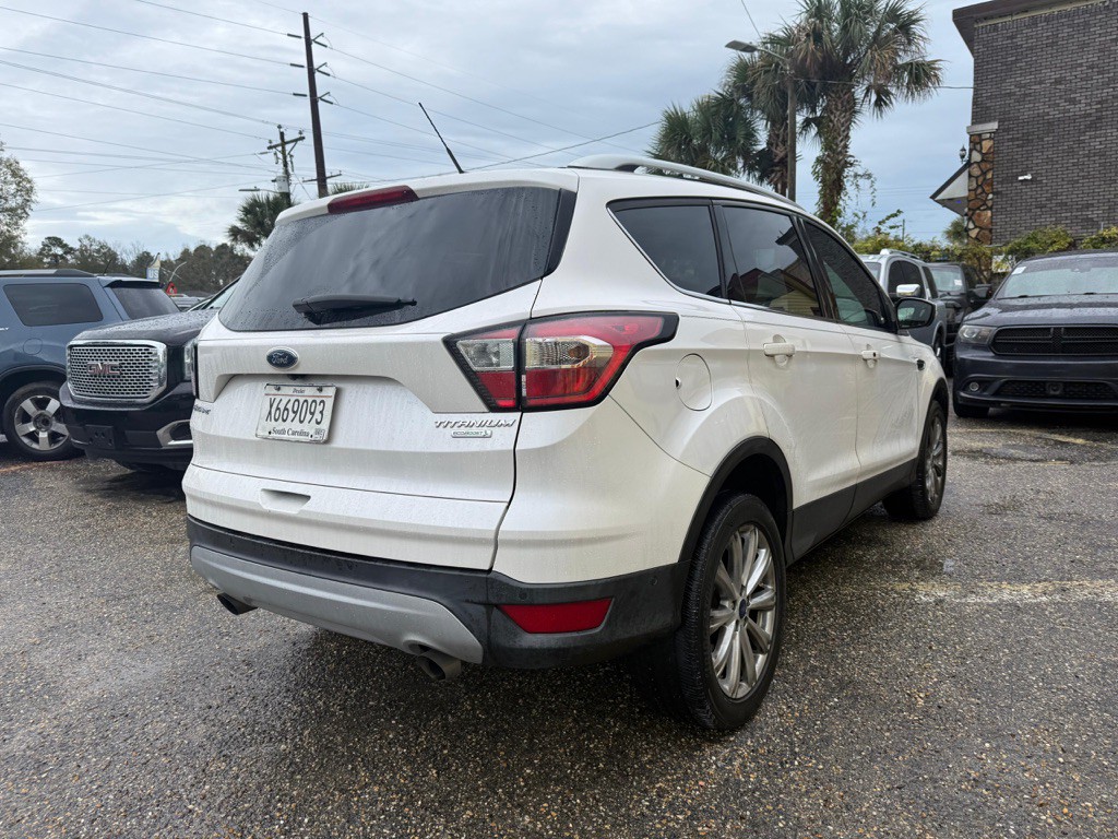 2017 Ford Escape Image 3