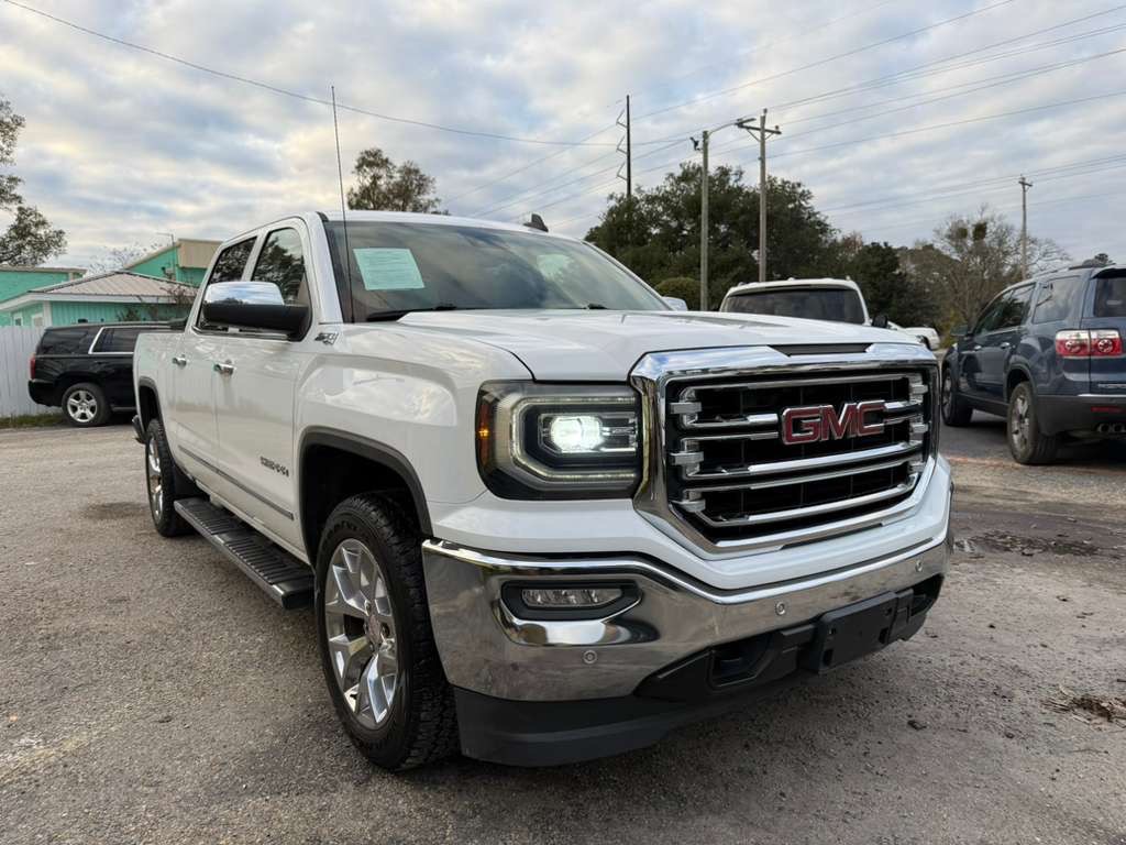 2018 GMC Sierra Image 2