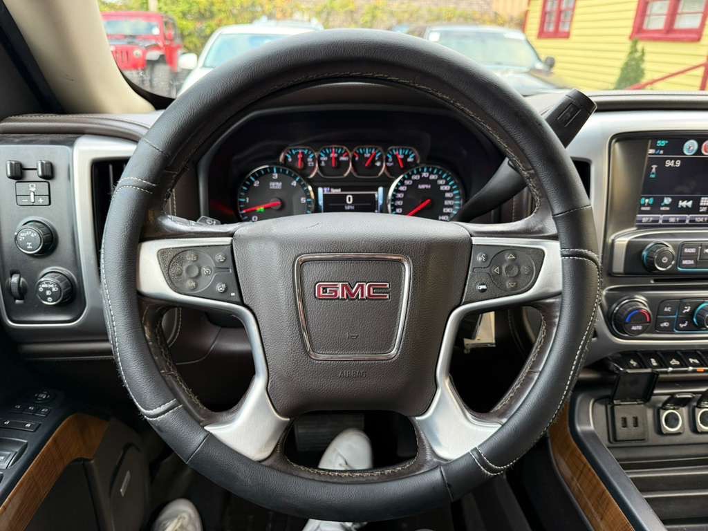 2018 GMC Sierra Image 11
