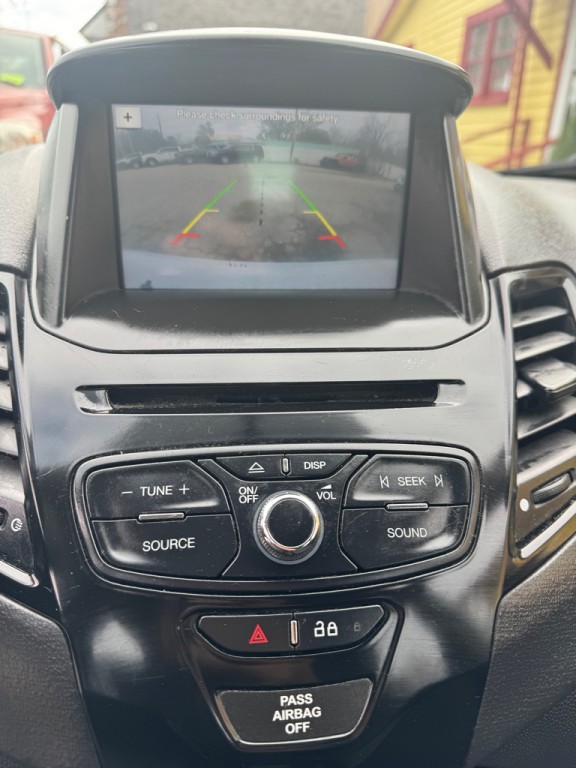 2019 Ford Fiesta Image 16