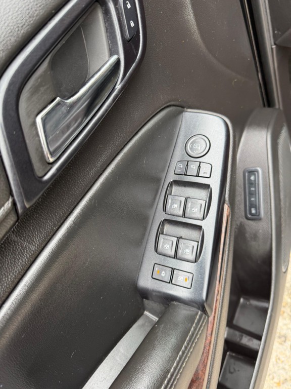 2015 GMC Yukon Image 11