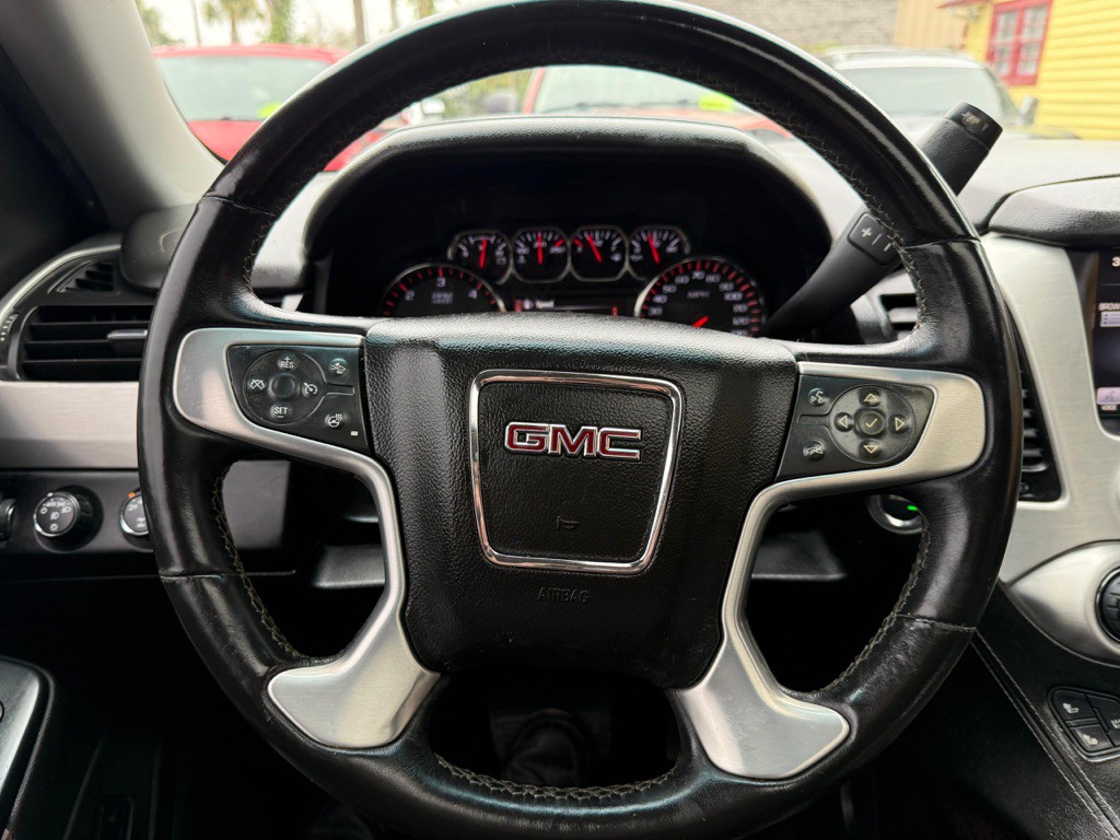 2015 GMC Yukon Image 14