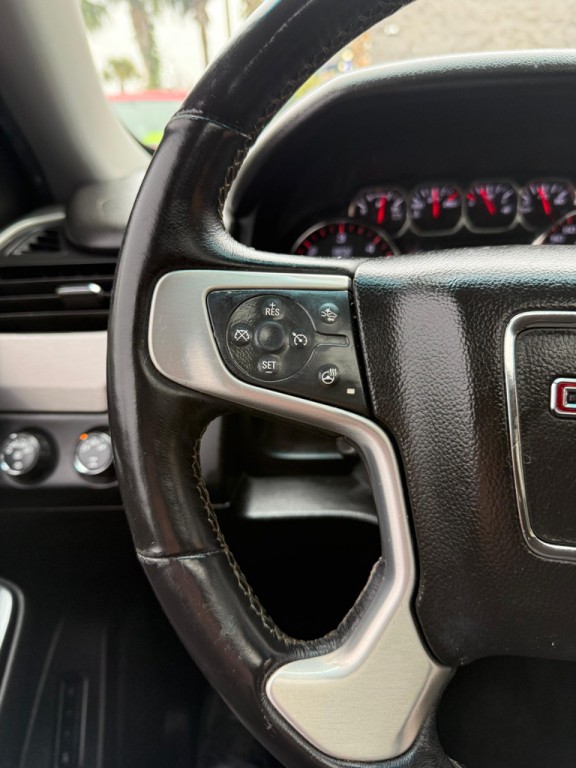 2015 GMC Yukon Image 16