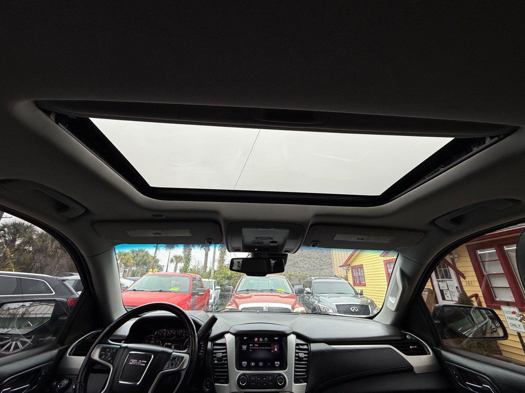 2015 GMC Yukon Image 25