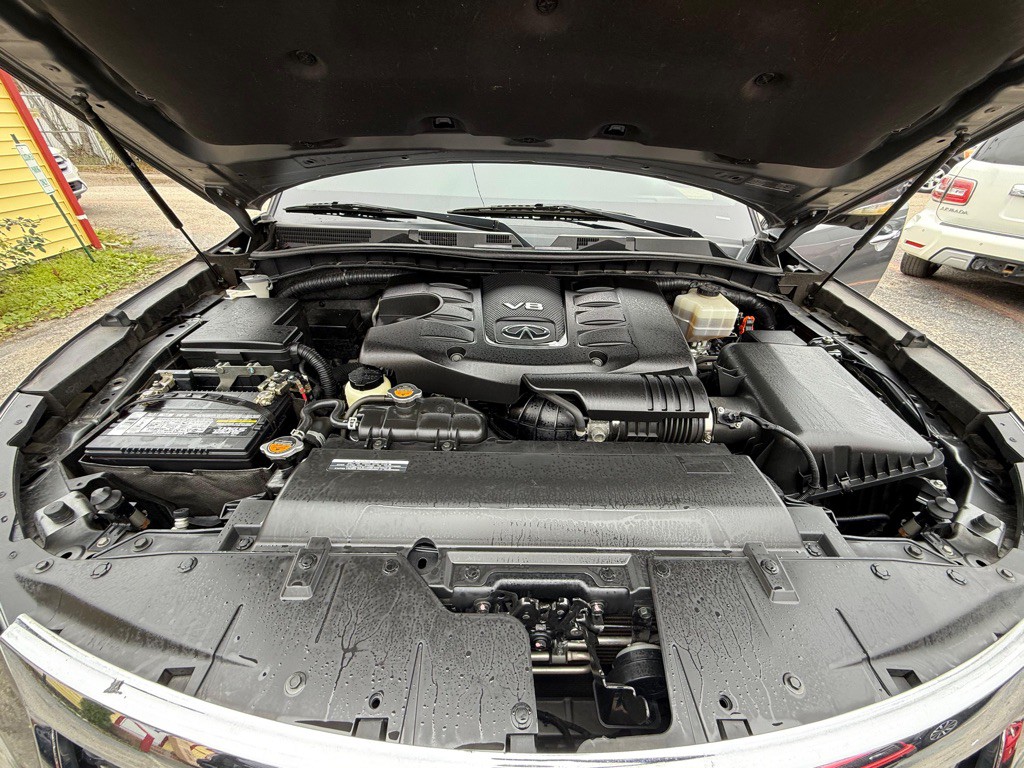 2016 INFINITI QX80 Image 8