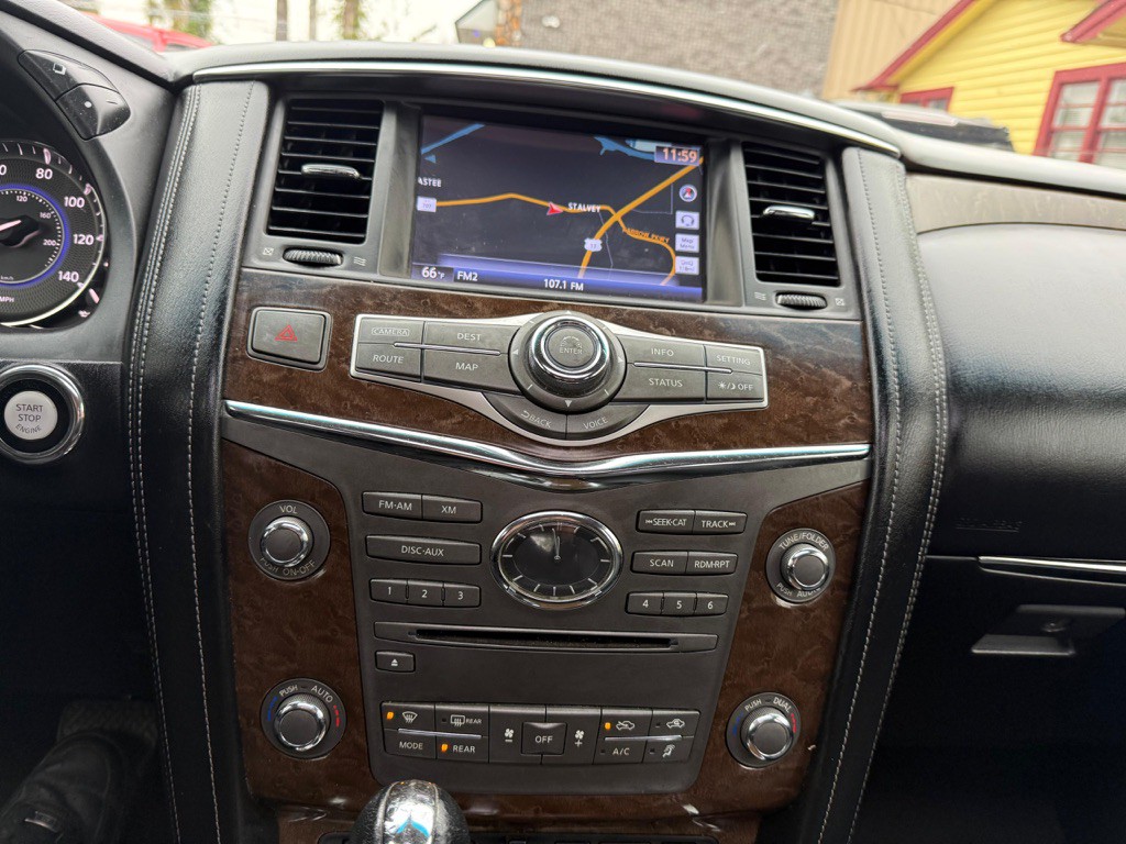 2016 INFINITI QX80 Image 14