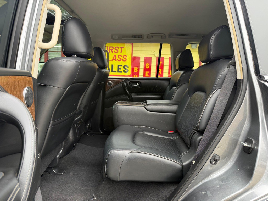 2016 INFINITI QX80 Image 21