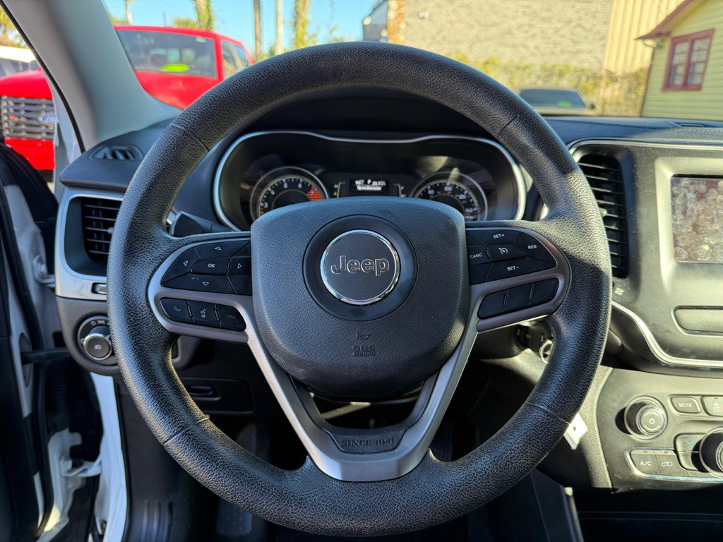 2019 Jeep Cherokee Image 13