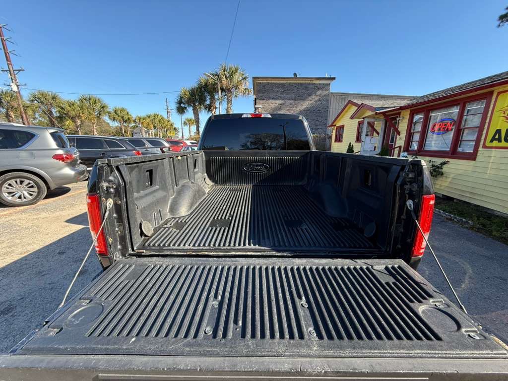 2015 Ford F-150 Image 9