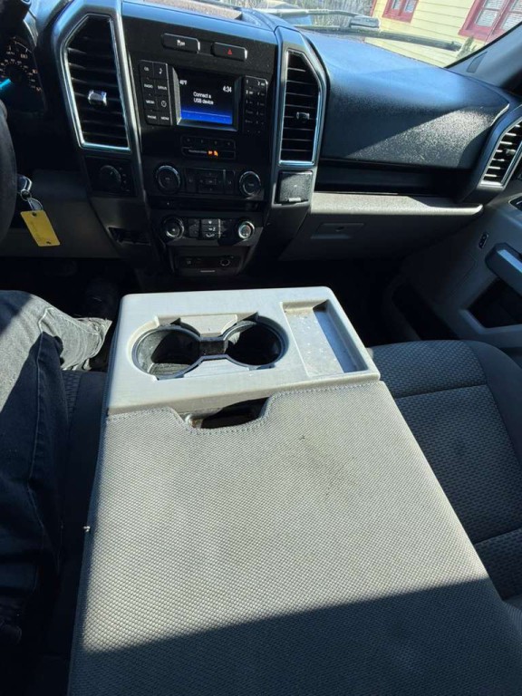 2015 Ford F-150 Image 17