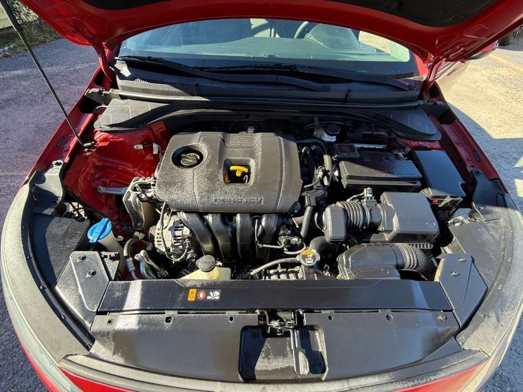 2020 Hyundai Elantra Image 10