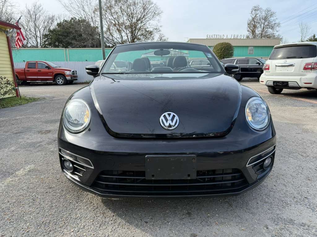 2013 Volkswagen Beetle Image 3