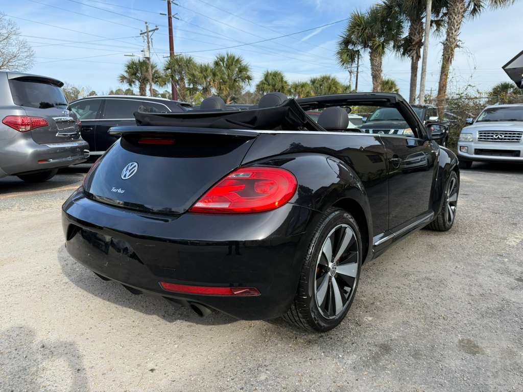 2013 Volkswagen Beetle Image 5