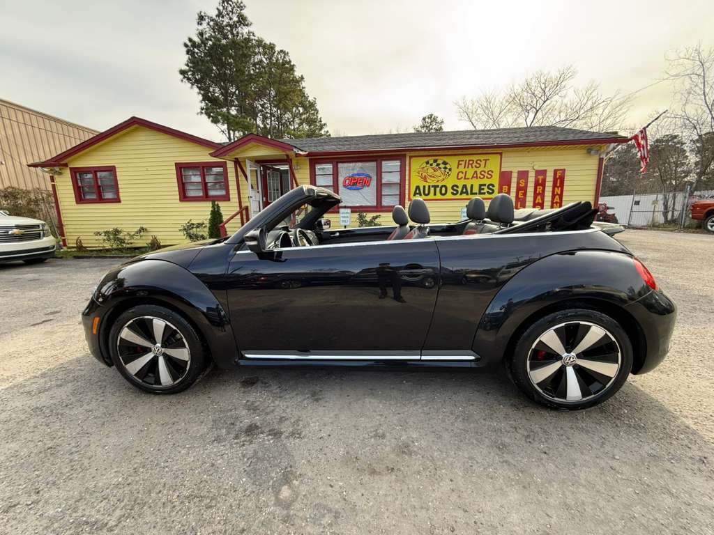 2013 Volkswagen Beetle Image 8
