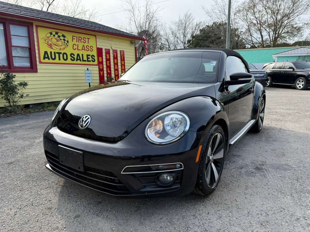 2013 Volkswagen Beetle Image 19