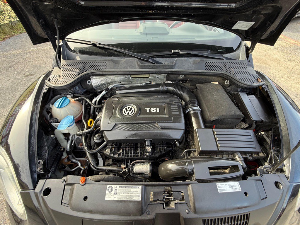 2013 Volkswagen Beetle Image 22