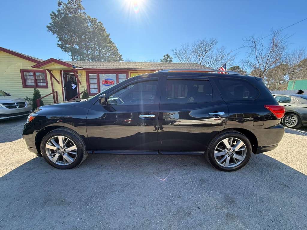 2018 Nissan Pathfinder Image 6