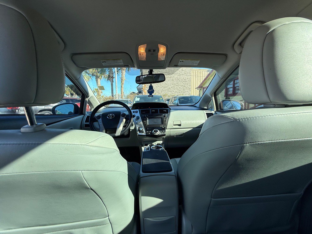 2014 Toyota Prius Image 20